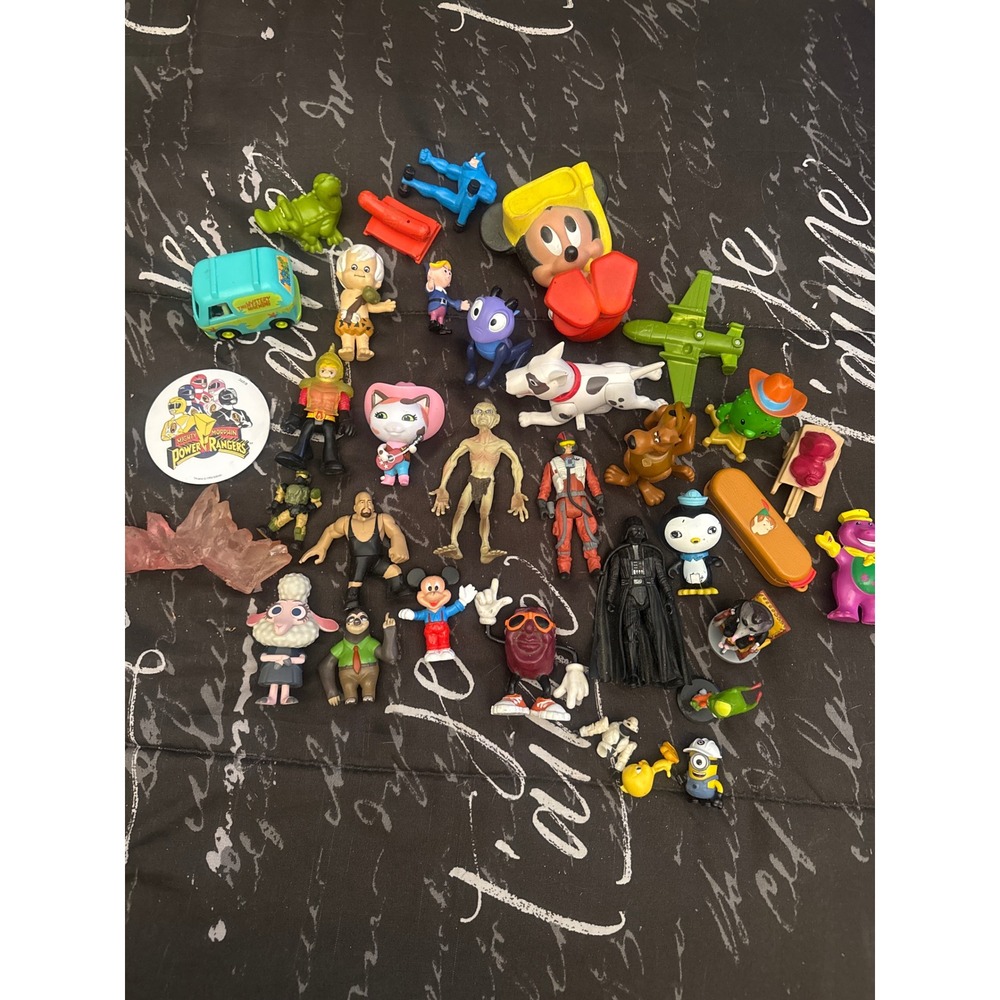 Mixed Toy Figure Lot Darth Vader Mickey Mouse Scooby Doo Barney Gollum Raisin